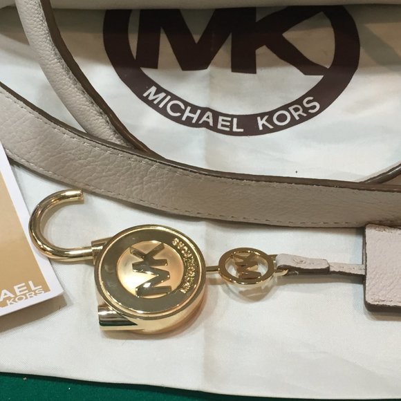 Michael Kors Hamilton CB/SB - Picture 7 of 9